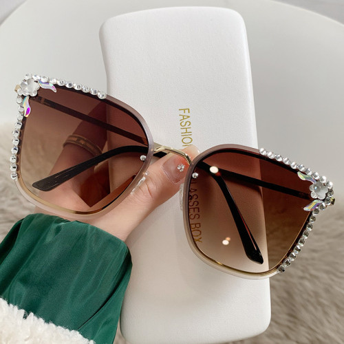 New cross-border rhinestone GM sunglasses for women with Instagram large face slimming and UV resistant driver driving sunglasses