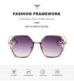 Diamond inlaid cross-border large frame glasses for women in South Korea, trendy UV resistant sunglasses for women with bare skin, divine tool for showing face, small sunglasses new