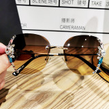 Internet celebrity with diamond sunglasses, female anti UV radiation large face, round face, slimming sunglasses, new Korean version trendy