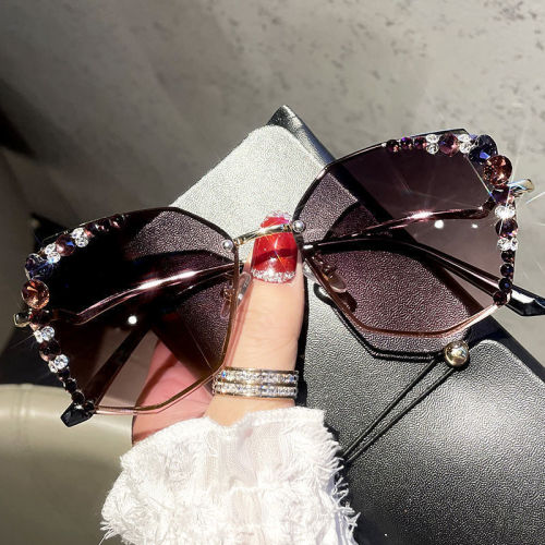 New Fashion Diamond Sunglasses for Women's Slimming Sunglasses, Popular Sun Protection and UV Protection Korean Edition Glasses