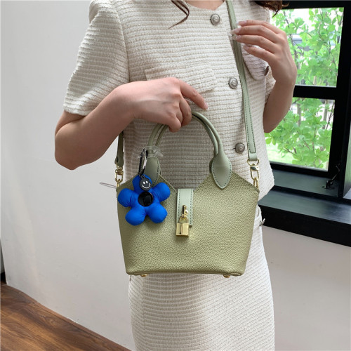 Cross border handbag, women's new trendy and fashionable PU shopping saddle bag, western-style travel crossbody women's bag bags