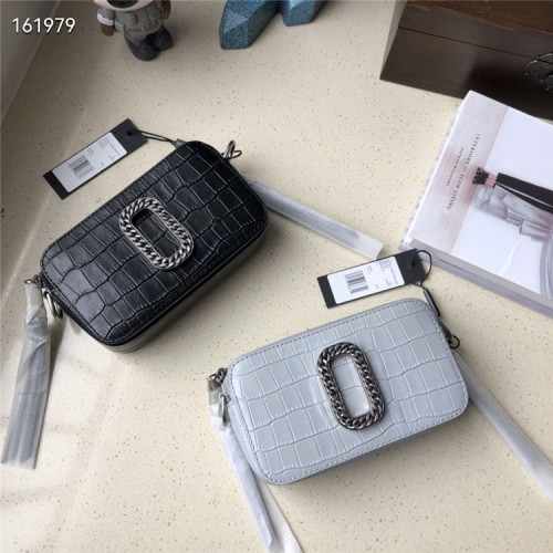 MJ's new solid color dual zipper camera bag with crocodile pattern cowhide single shoulder crossbody small square bag for women