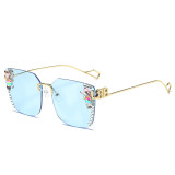 Cross border diamond inlaid sunglasses from Europe and America, new B-family sunglasses, slim looking women's sunglasses, trendy sun protection and UV protection glasses