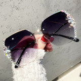 Cross border new rhinestone sunglasses frameless sun protection, UV protection, diamond inlaid sunglasses, personalized women's face slimming trend brand