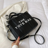TheToteBag shoulder bag for women with large capacity, new western-style ToteBag, niche design, simple crossbody bag