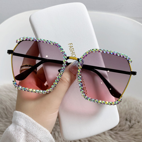 Ladies, large frame, cross-border diamond inlaid sunglasses, trendy personality, round face, slimming effect, UV protection, internet celebrity sunglasses