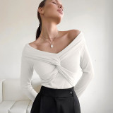 Autumn new Instagram fashionable and minimalist design with a tight V-neck warm T-shirt, cross-border wholesale of women's clothing in Europe and America