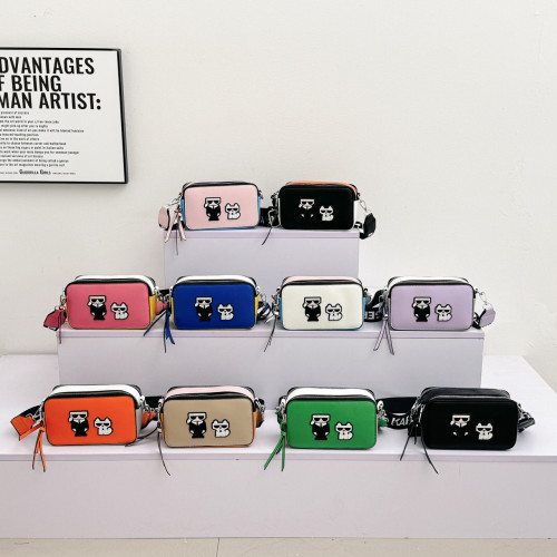Cross border bags, niche design, women's new fashionable and textured shoulder bag, high-end and crossbody small square bag