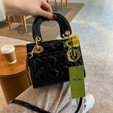 High end Lacquer Leather Daifei Small Women's Bag Fashionable Lingge Embroidered Thread Versatile Magnetic Buckle Single Shoulder Crossbody Bag Foreign Trade
