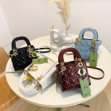 High end Lacquer Leather Daifei Small Women's Bag Fashionable Lingge Embroidered Thread Versatile Magnetic Buckle Single Shoulder Crossbody Bag Foreign Trade