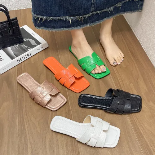 Spring and Summer New Women's Shoes Foreign Trade Large Size One Word Flat Bottom Solid Color European and American Casual Outwear Slippers Wholesale in Stock