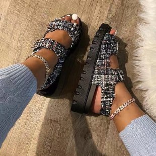 Spring and summer new thick soled sandals for women's foreign trade, large size, small fragrant style, prismatic plaid, one word Velcro, external wearing women's shoes