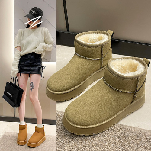Thick soled short snowy boots for women's winter new versatile plush, thick anti slip and warm cotton shoes, cotton boots