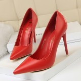 9511-17 Korean version of fashionable and minimalist women's shoes, slimming out high heels, slim heels, ultra-high heels, shallow mouthed pointed sexy single shoes