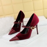Korean version of banquet high heeled women's shoes, thin heeled, Xishi velvet surface, shallow mouth splicing, pointed one line strap, single shoe for women
