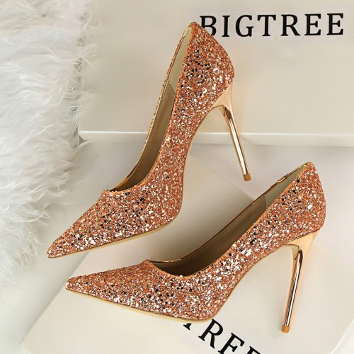European and American style women's shoes, high heels, shallow mouth, pointed toe, sparkling sequins, sexy and slimming, nightclub high heels, single shoes