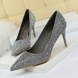 Korean version of fashionable banquet women's shoes with thin heels, shallow mouth, pointed toe, sexy slimming effect, rhinestone color diamonds, high heels, single shoes