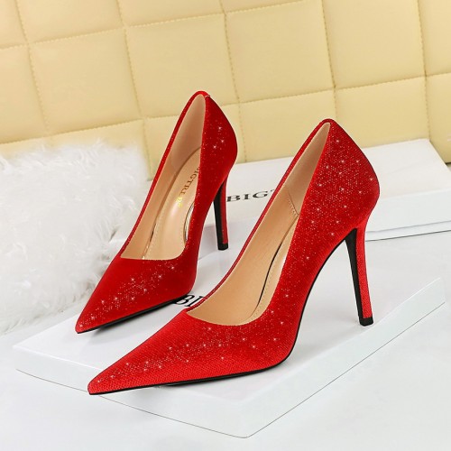 vEuropean and American Fashion Banquet High Heels, Thin Heels, Ultra High Heels, Shallow Mouth Pointed Headlamp, Core Plush Single Shoes, New Women's Shoes