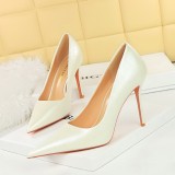 European and American style retro fashion women's shoes, banquet high heels, spring and autumn slim heels, high heels, shallow mouth pointed toe single shoes