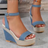 Large size thick soled women's sandals for cross-border foreign trade, summer new women's flat bottomed high heels, fairy style Korean version