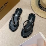 Korean version of foreign trade oversized rhinestone herringbone flat bottom slippers for women's cross-border flat bottom clip feet beach sandals