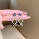 Silver Needle Antique Style Diamonds Flower Earrings Light Luxury Retro Palace Style Earrings Small and Elegant Elegance Earrings for Women