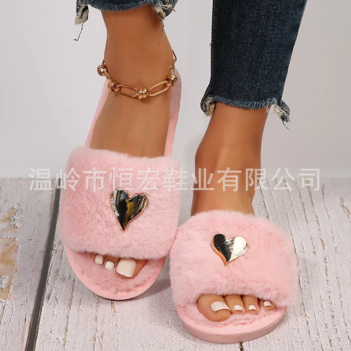 New Foreign Trade Plush Slippers Heart shaped Fashion Flat Bottom Slippers Women's Home Leisure Anti Rabbit Hair Cotton Slippers Women's Large Size