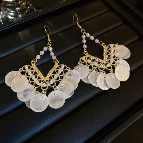 Retro design geometric rhombic shaped pearl tassel earrings new super immortal shell pendant earrings trendy women
