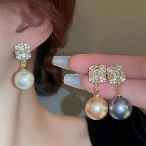 Personalized retro colored pearl pendant earrings fashionable women's geometric square zircon earrings