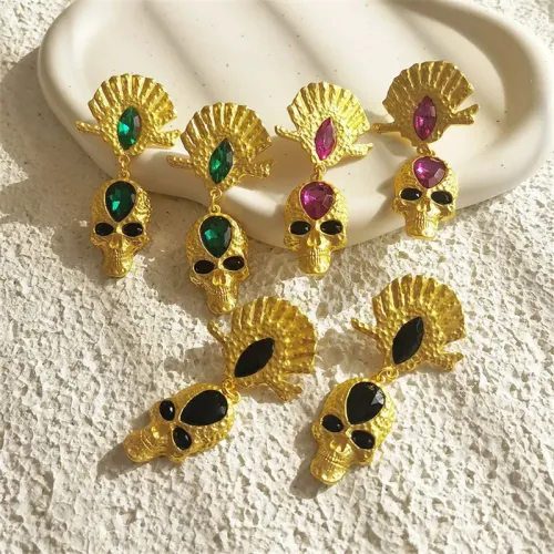 Exaggerated Gothic geometric fan-shaped skull pendant earrings women's personalized colored glass rhinestone earrings