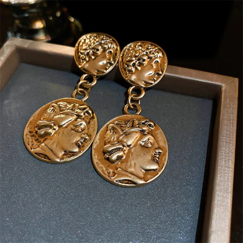 Exaggerated personality 925 silver needle earrings design double-layer round metal portrait earrings earrings for women