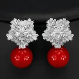 Korean high-end snowflake zircon earrings, Korean earrings, shell natural pearl earrings, hot selling street vendors, small accessories