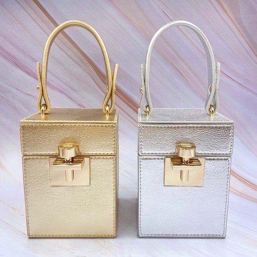New patterned box bag popular on the internet, same handbag for women's diagonal cross small fragrant style women's bag