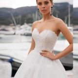 Cross border foreign trade light wedding dress, European and American bride tie up, high waist slim fit lace, super fairy forest style minimalist wedding dress
