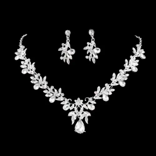 Bride necklace set with high-end crystal diamond wedding dress and banquet dress accessories matching
