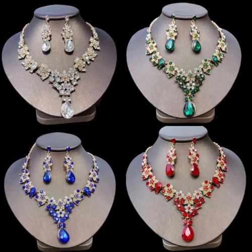 Crystal Necklace Earrings Women's Set Bridal Dress Accessories Alloy Atmosphere Elegant Jewelry