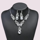 Necklace and earring set, alloy retro diamond inlay, bride's wedding dress, dinner accessories