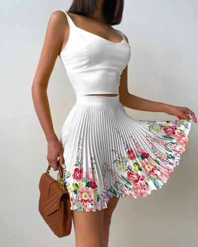 New floral print camisole and pleated skirt set