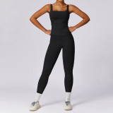 Quick drying and tight fitting yoga set, wearing casual running, fitness and sports set for women