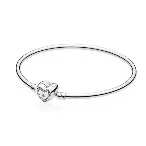 Silver Plated Bracelet Classic Style Forever Family Harmony Love shaped Buckle Women's Bracelet Gift Light Luxury