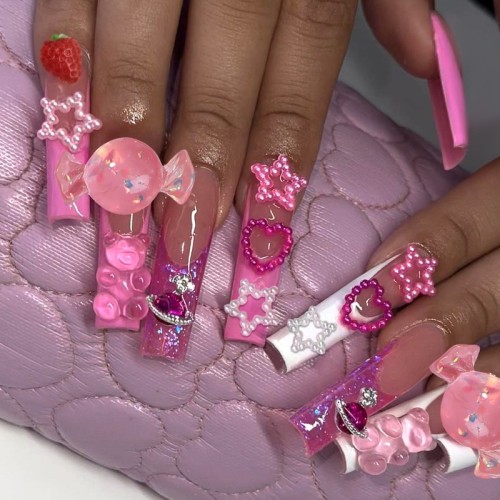 24Pcs Y2K Press on Nails Spicy Girls Long Handmade Wearing Fake Nail Patchs with Pink Crystal Charms Stars Manicure Art