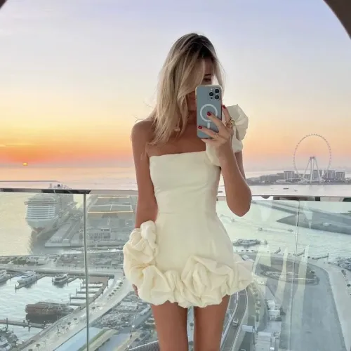 Dress, tight fitting short skirt, irregular ruffled edge, flower bud, waist cinched dress