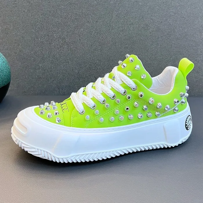 Trendy men's shoes, fashionable rivet board shoes, personalized trend casual shoes, small white shoes, men's height increase