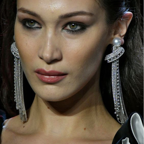 Rhinestone earrings, fashionable and exaggerated long tassel earring accessories for women