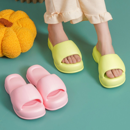 EVA thick sole slippers with a feeling of stepping on feces, high heels, fashionable one line slippers, women's sandals and slippers