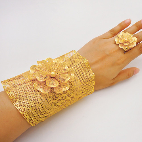 24K Gold Bracelet Ring with Computer Cut 3D Flower Bracelet