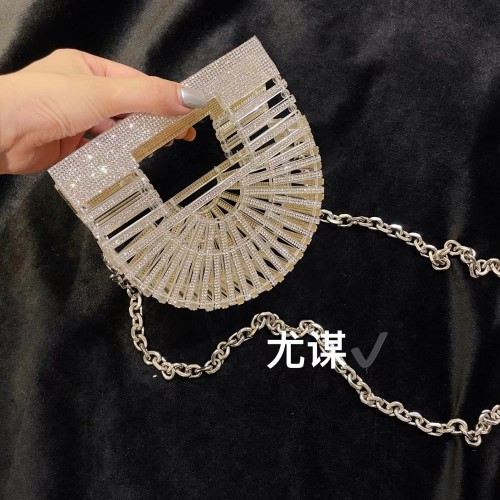 Hollow vegetable basket bag, shiny and inflexible, diamond and silver mini acrylic rhinestone, hand-held crossbody bag for women