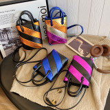 Fashionable contrasting color and stylish hand-held women's one shoulder crossbody small square bag