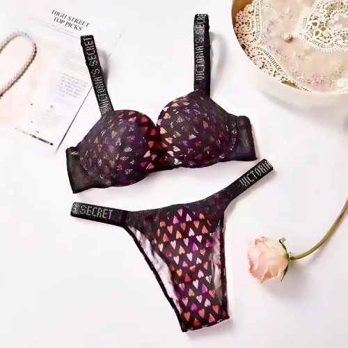 Hot Selling Rhinestone Oversized Underwear Bra Set
