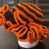 Crochet pleated brimmed hat, adult lace woolen hat, fashionable and versatile ruffle brimmed pullover hat